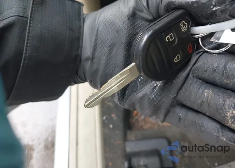 2013 Ford Taurus Se z USA, uszkodzony, nr VIN 1FAHP2D86DG235564